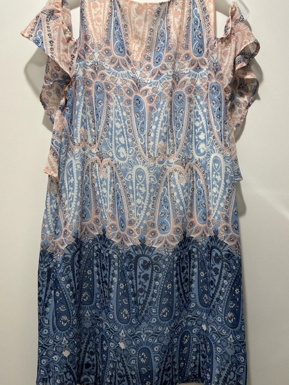 Love Reign Paisley Print Cold Shoulder Dress Medium - Picture 3 of 4
